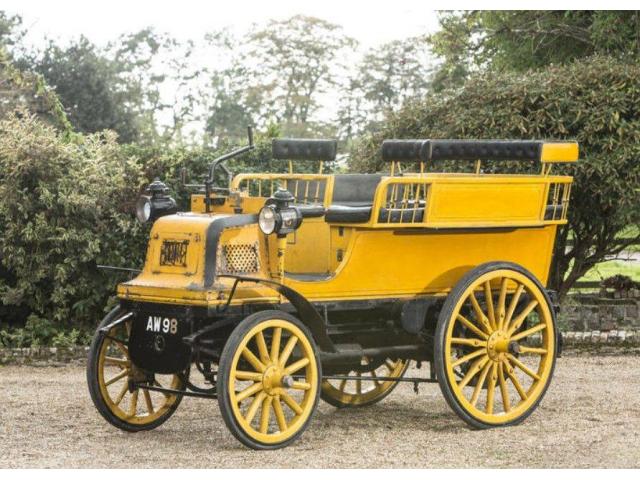 1898 Daimler Twin-Cylinder 6HP Wagonette