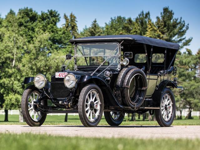 1914 Packard Six Five-Passenger Touring